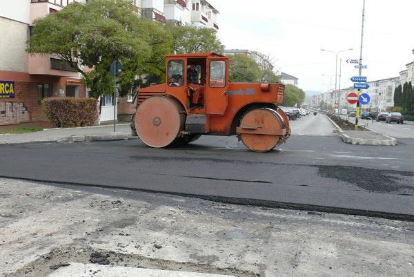 4 strat uzura str. Republicii 8.jpg